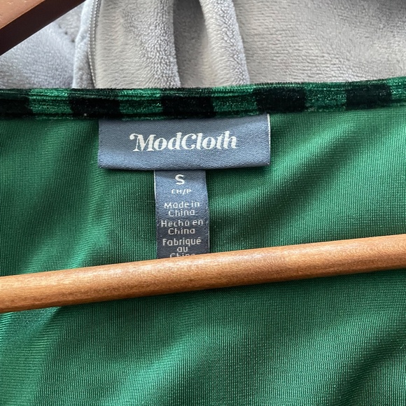 Conjuring Magic Shift Dress - Picture 8 of 9